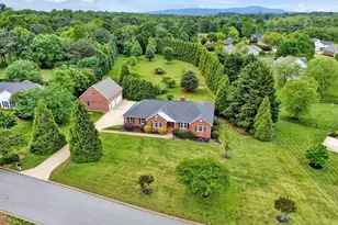 506 Silver Ridge Dr, Greer, SC 29651 - Photo 4