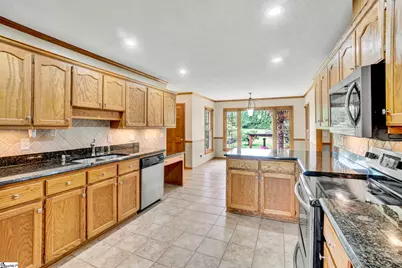 506 Silver Ridge Drive, Greer, SC 29651 - Photo 10