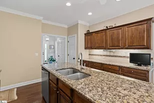 205 View Forest Ct, Greer, SC 29651 - Photo 14