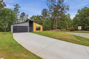 1081 Country Club Rd, Pickens, SC 29671 - Photo 2