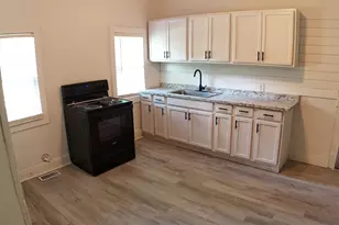 124 Rice St, Belton, SC 29627 - Photo 8