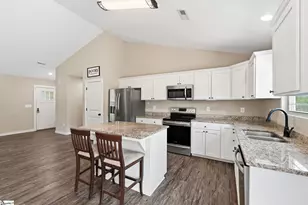 285 Metric Rd, Laurens, SC 29630 - Photo 10