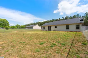 285 Metric Rd, Laurens, SC 29630 - Photo 28