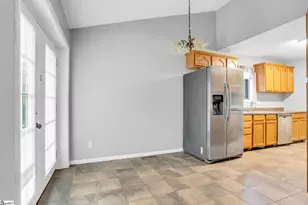 1100 Charter Oak Dr, Taylors, SC 29687 - Photo 16