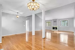 1100 Charter Oak Dr, Taylors, SC 29687 - Photo 4