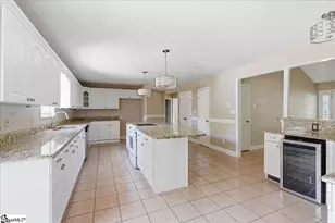 212 Watersedge Dr, Boiling Springs, SC 29316 - Photo 14