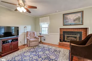 137 Whittier Pl, Spartanburg, SC 29303 - Photo 8