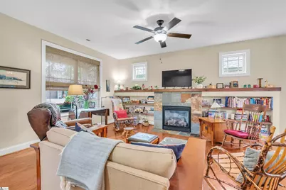 220 Catskill Drive, Taylors, SC 29687 - Photo 2
