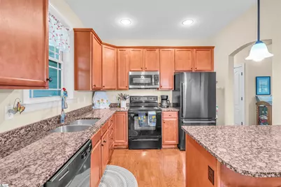 220 Catskill Drive, Taylors, SC 29687 - Photo 6