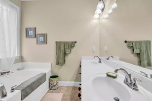 220 Catskill Dr, Taylors, SC 29687 - Photo 10