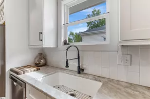 521 Anderson St, Greenville, SC 29601 - Photo 14
