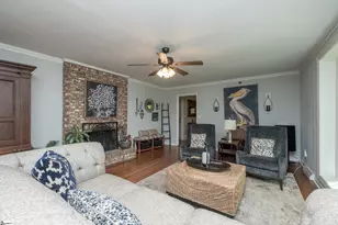 310 Beechwood Dr, Greer, SC 29651 - Photo 8