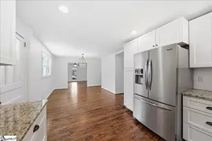 219 Sycamore Dr, Greenville, SC 29607 - Photo 14