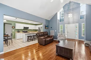 203 Stanley Rd, Greenville, SC 29611 - Photo 4