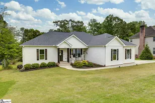 221 Glen Laurel Dr, Easley, SC 29642 - Photo 2
