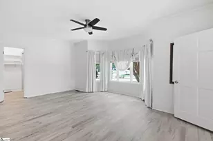 213 Castellan Dr, Greer, SC 29650 - Photo 18