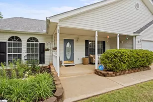 1 Appalachian Ln, Mauldin, SC 29662 - Photo 2