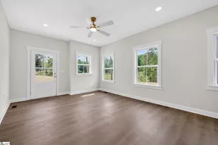 316 W Caroline St, Greenville, SC 29611 - Photo 8