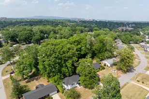 114 Birchwood Dr, Greenville, SC 29605 - Photo 38