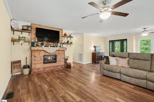 1669 Bolt Rd, Gray Court, SC 29645 - Photo 6