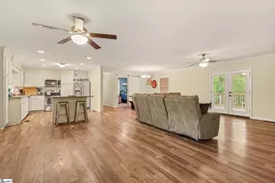 1669 Bolt Rd, Gray Court, SC 29645 - Photo 4