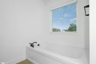 105 Lawndale Dr, Greer, SC 29651 - Photo 26