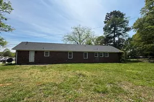 927 Cardinal Dr, Easley, SC 29642 - Photo 4