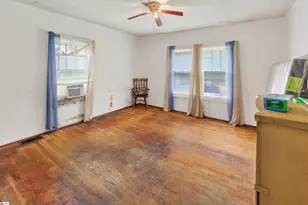 119 Kelly St, Laurens, SC 29360 - Photo 14