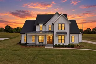 402 Old Batson Rd, Taylors, SC 29687 - Photo 1