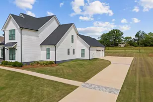 402 Old Batson Rd, Taylors, SC 29687 - Photo 6