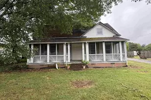 64 E Main St, Inman, SC 29349 - Photo 1