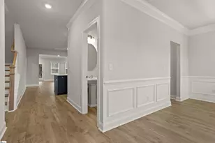 335 Goldenrod Ct, Seneca, SC 29678 - Photo 4