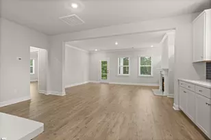 335 Goldenrod Ct, Seneca, SC 29678 - Photo 12