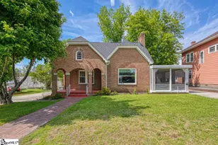 203 E South St, Union, SC 29379 - Photo 1