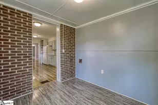 203 E South St, Union, SC 29379 - Photo 14