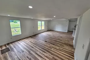 217 Angells Dr, Woodruff, SC 29388 - Photo 2