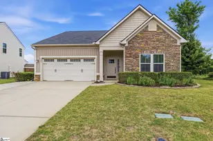 300 Bucklebury Rd, Greer, SC 29651 - Photo 1