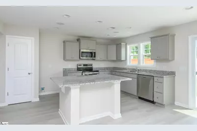 105 Bruinen Drive, Fountain Inn, SC 29644 - Photo 4