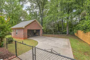 101 Halifax Rd, Easley, SC 29642 - Photo 32