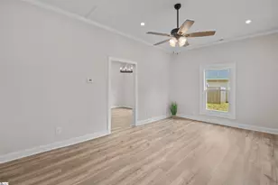 201 Oak Ln, Liberty, SC 29657 - Photo 2