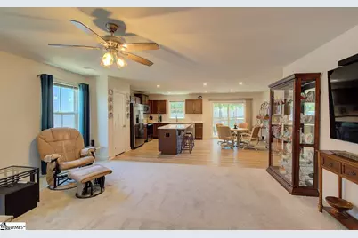 688 Hardwood Drive, Boiling Springs, SC 29316 - Photo 8