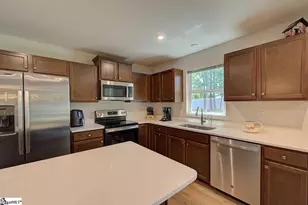 688 Hardwood Dr, Boiling Springs, SC 29316 - Photo 14