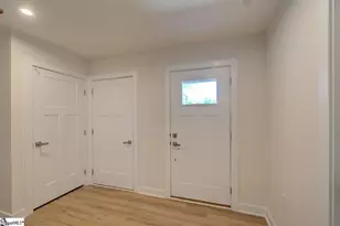 688 Hardwood Dr, Boiling Springs, SC 29316 - Photo 6