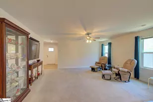 688 Hardwood Dr, Boiling Springs, SC 29316 - Photo 10
