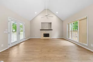 200 Holly Chase Dr, Piedmont, SC 29673 - Photo 8