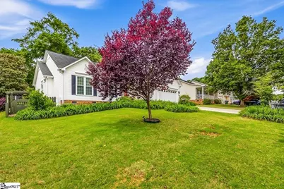 51 Staffordshire Way, Simpsonville, SC 29681 - Photo 4