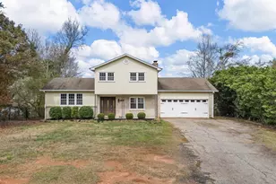 3188 Carolina Country Club Rd, Spartanburg, SC 29306 - Photo 2