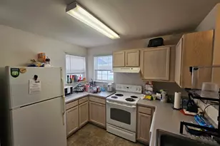 142 University Village Dr, Central, SC 29630 - Photo 4