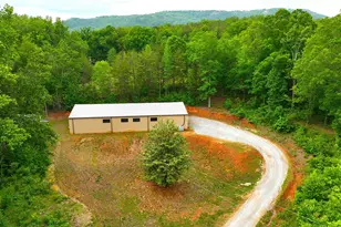 993 Barton Rd, Landrum, SC 29356 - Photo 2