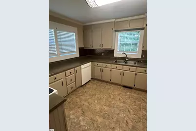 212 S Bennetts Bridge Road, Greenville, SC 29651 - Photo 12